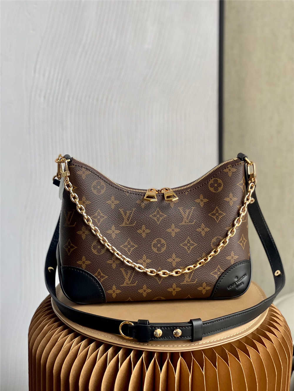 Louis Vuitton BOULOGNE  M45831  size：29x16x9.5cm 2025 new 